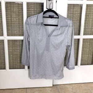 Grey pattern 3/4 sleeve vneck top The Limited M